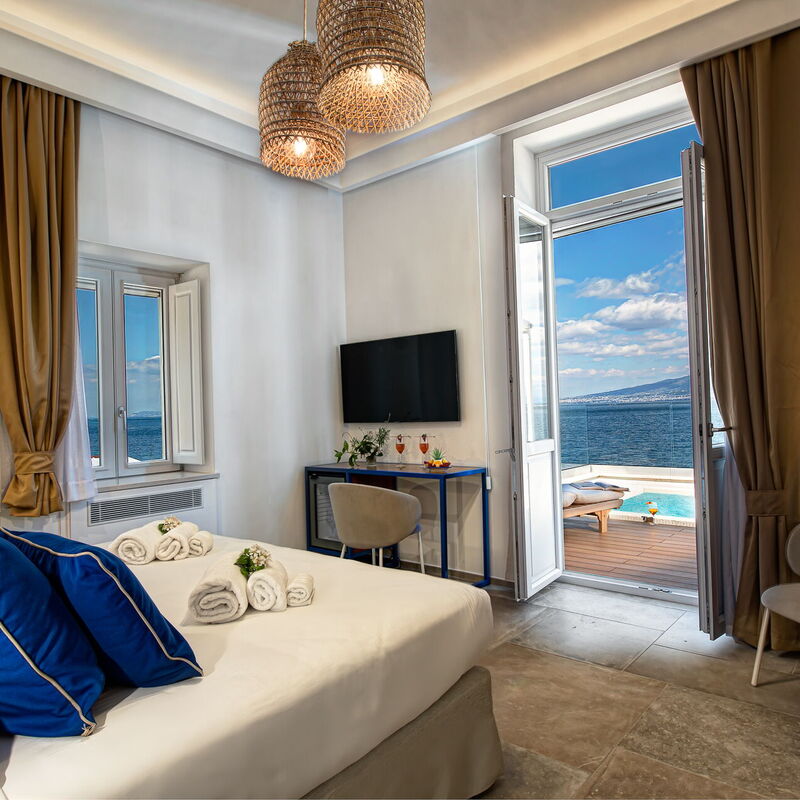 Villa degli dei | Private Waterfront Estate on the Sorrento Coast