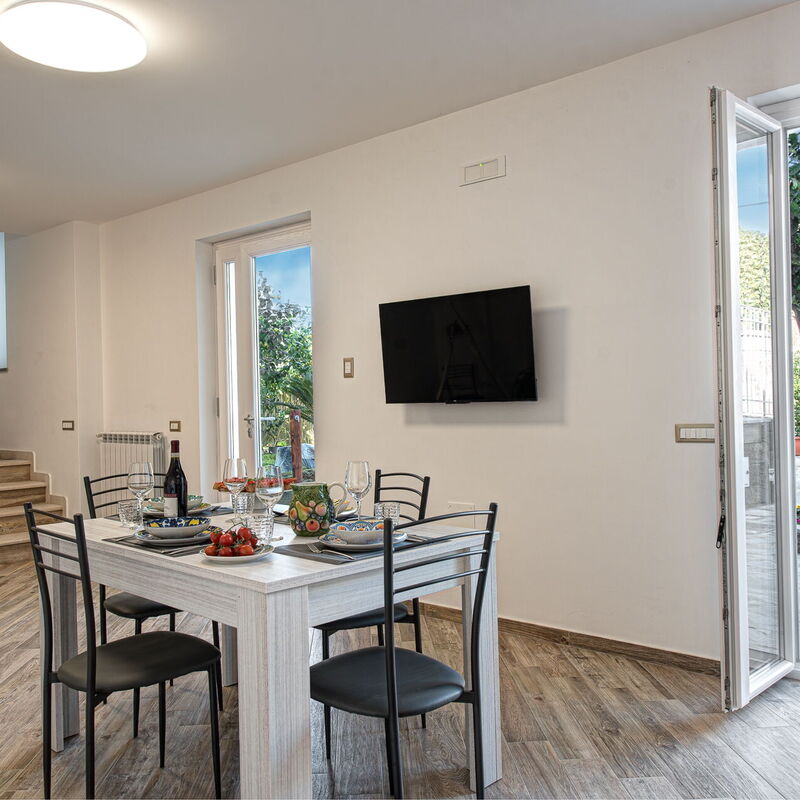 The Orange Country Home