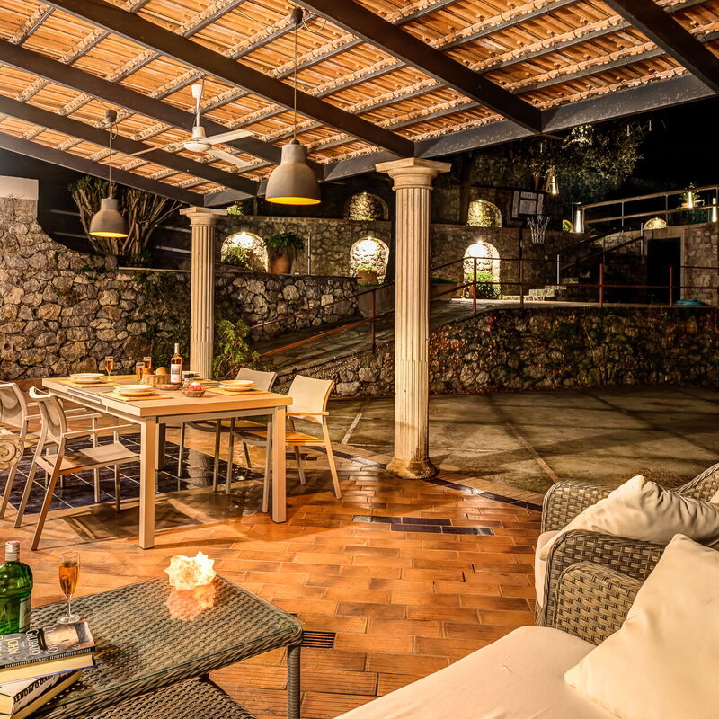 Villa Demetra Capri - Pool And Relaxation