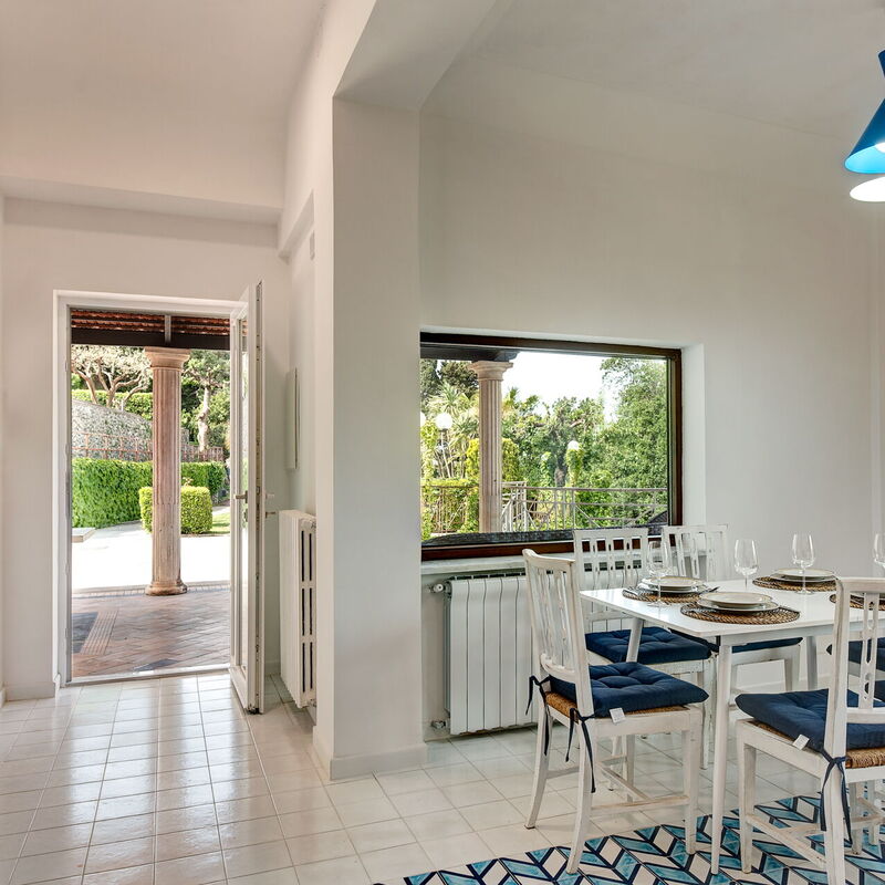 Villa Demetra Capri - Pool And Relaxation