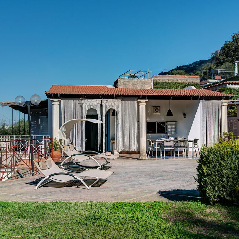 Villa Demetra Capri - Pool And Relaxation