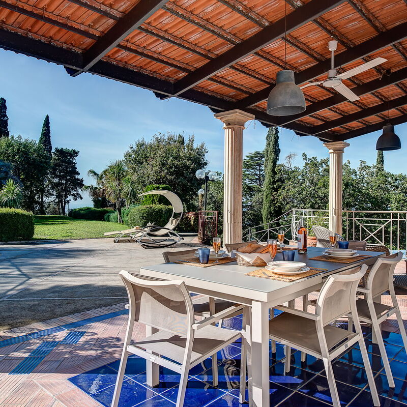 Villa Demetra Capri - Pool And Relaxation