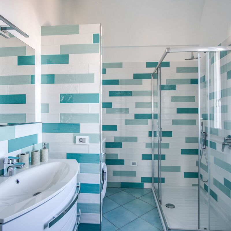 Emerald Flat – Quaint Studio, Sea Views