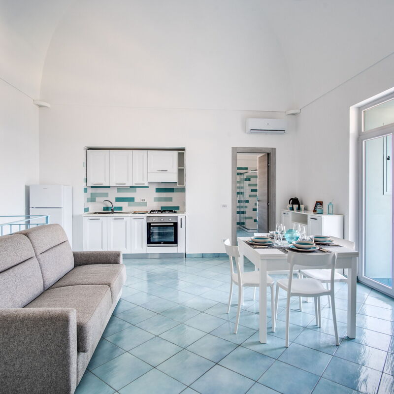 Emerald Flat – Quaint Studio, Sea Views