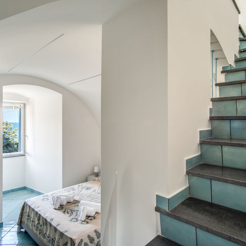 Emerald Flat – Quaint Studio, Sea Views